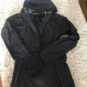 Lululemon light spring/summer convertible jacket